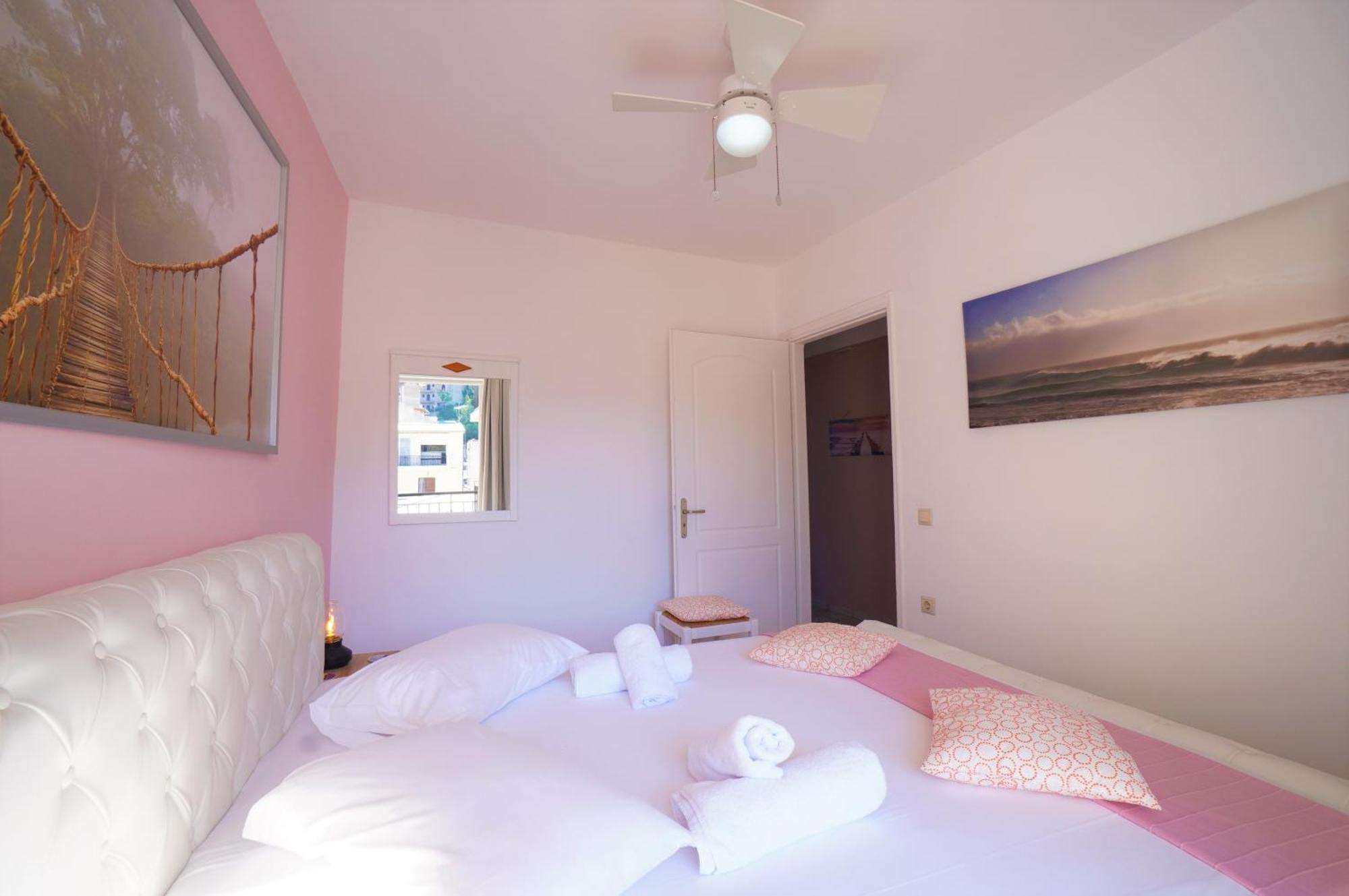 Seafront Spirit Apartments ไซคิย์นธอสทาวน์ ห้อง รูปภาพ