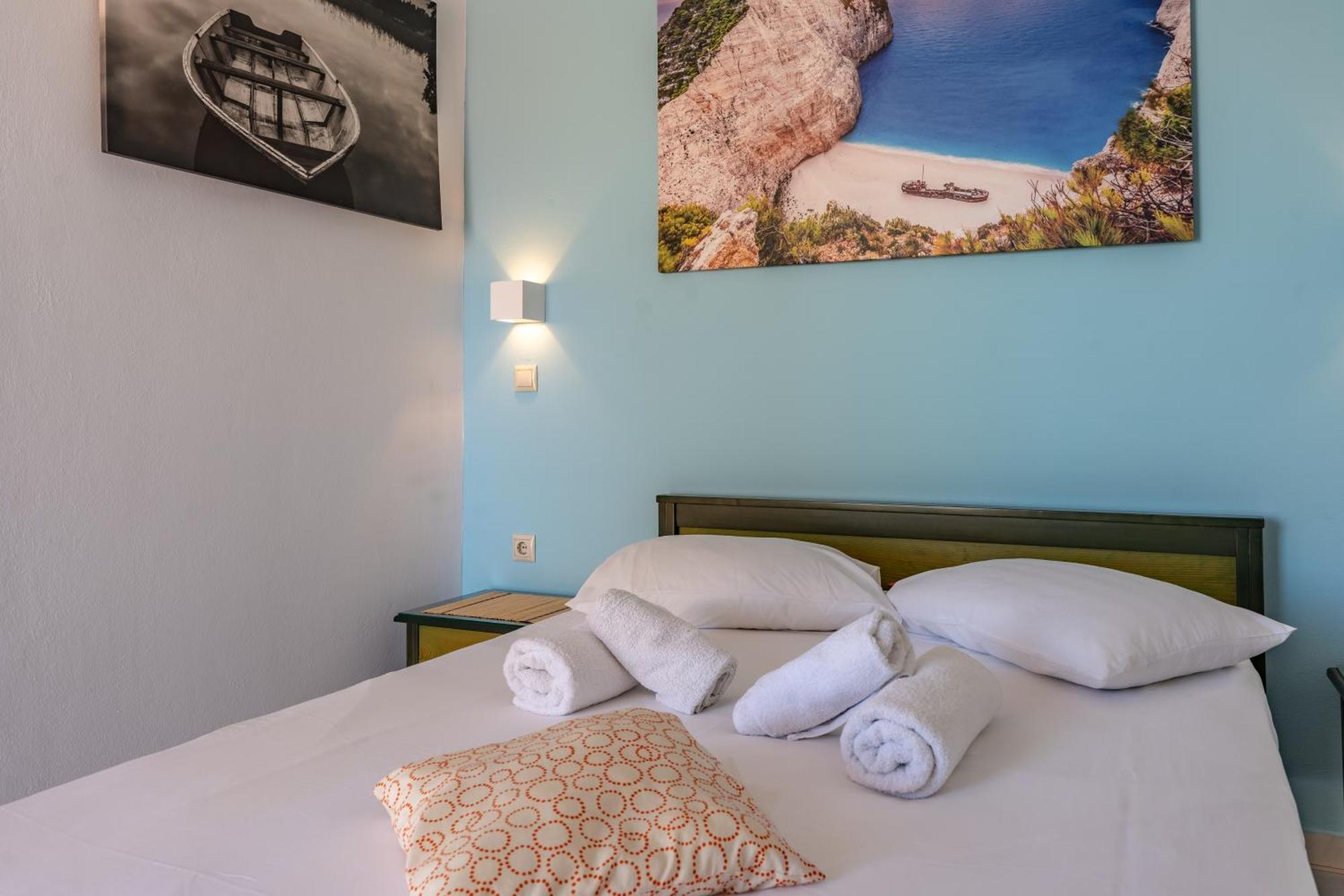 Seafront Spirit Apartments ไซคิย์นธอสทาวน์ ห้อง รูปภาพ