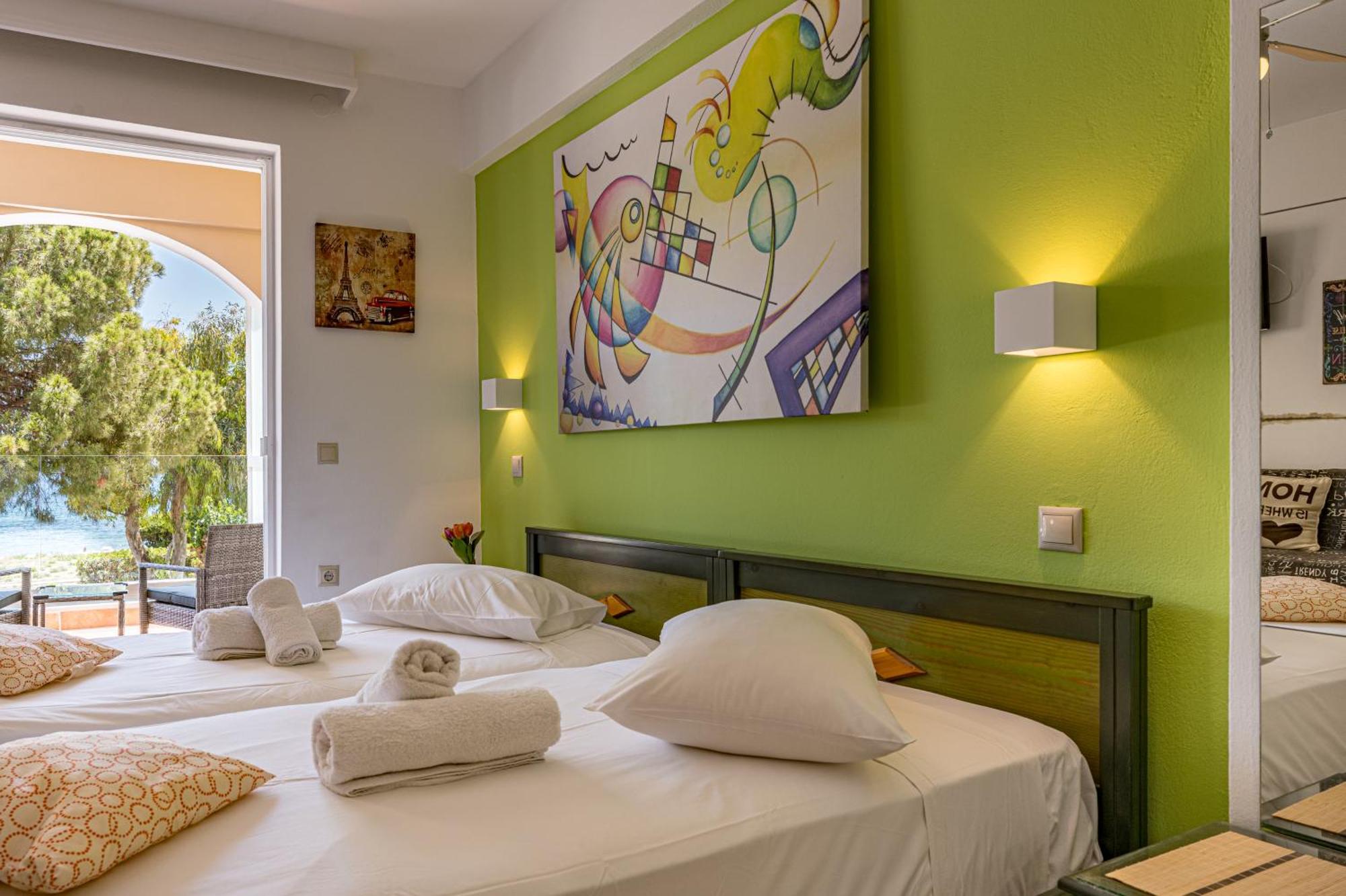 Seafront Spirit Apartments ไซคิย์นธอสทาวน์ ห้อง รูปภาพ