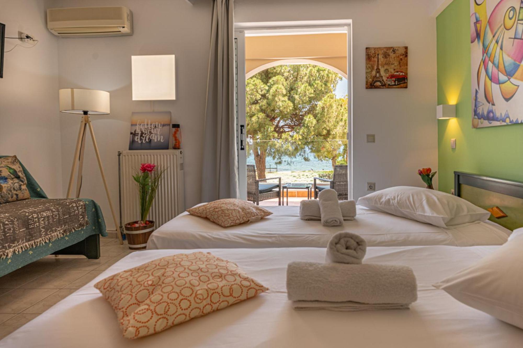 Seafront Spirit Apartments ไซคิย์นธอสทาวน์ ภายนอก รูปภาพ